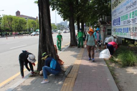 율천동 국토대청소의 날 운영